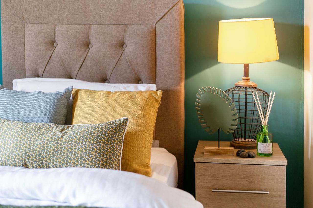 Stylish Cottage - Parking - Garden - Sleeps 6 Cambridge  Buitenkant foto