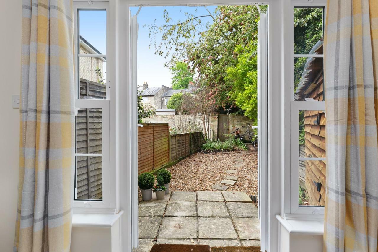 Stylish Cottage - Parking - Garden - Sleeps 6 Cambridge  Buitenkant foto