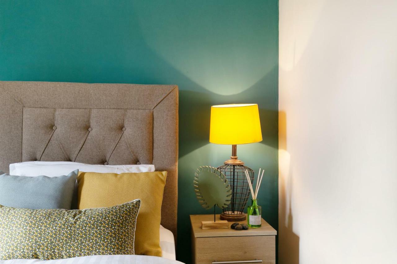 Stylish Cottage - Parking - Garden - Sleeps 6 Cambridge  Buitenkant foto